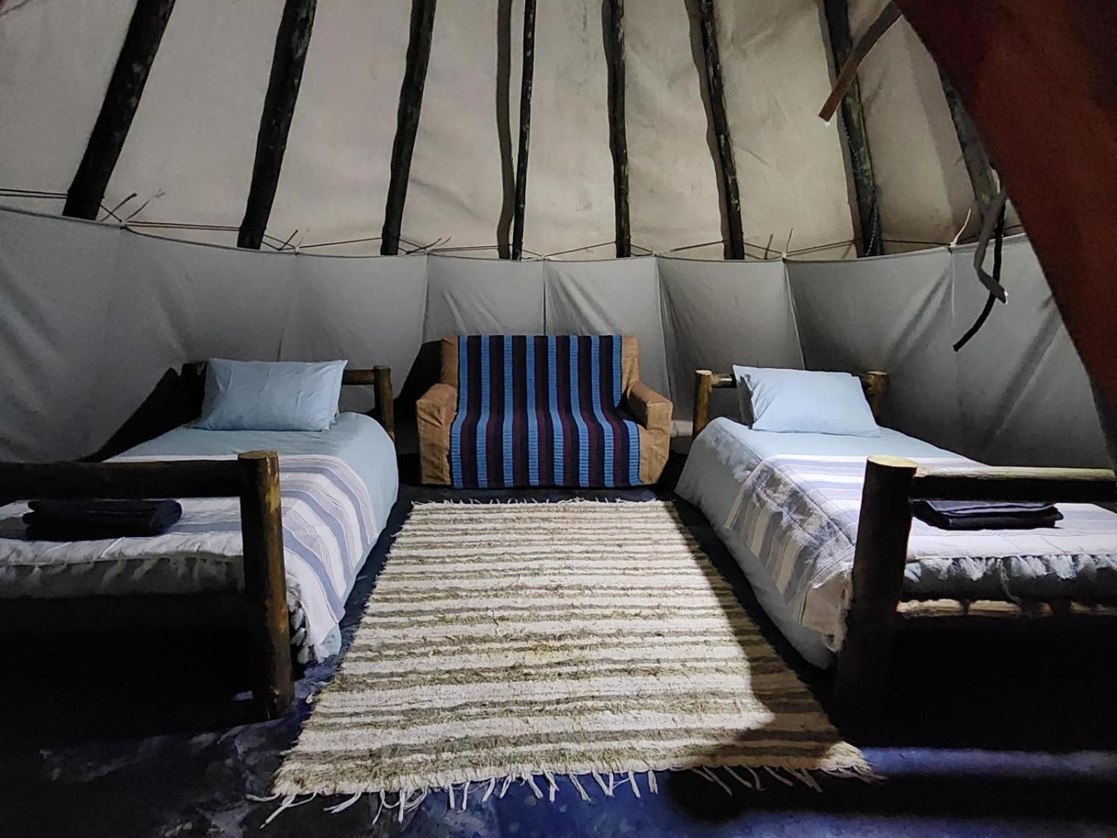 Tsitsikamma Wolf Sanctuary Eco Cabins & Teepees Стормсрівер Екстер'єр фото