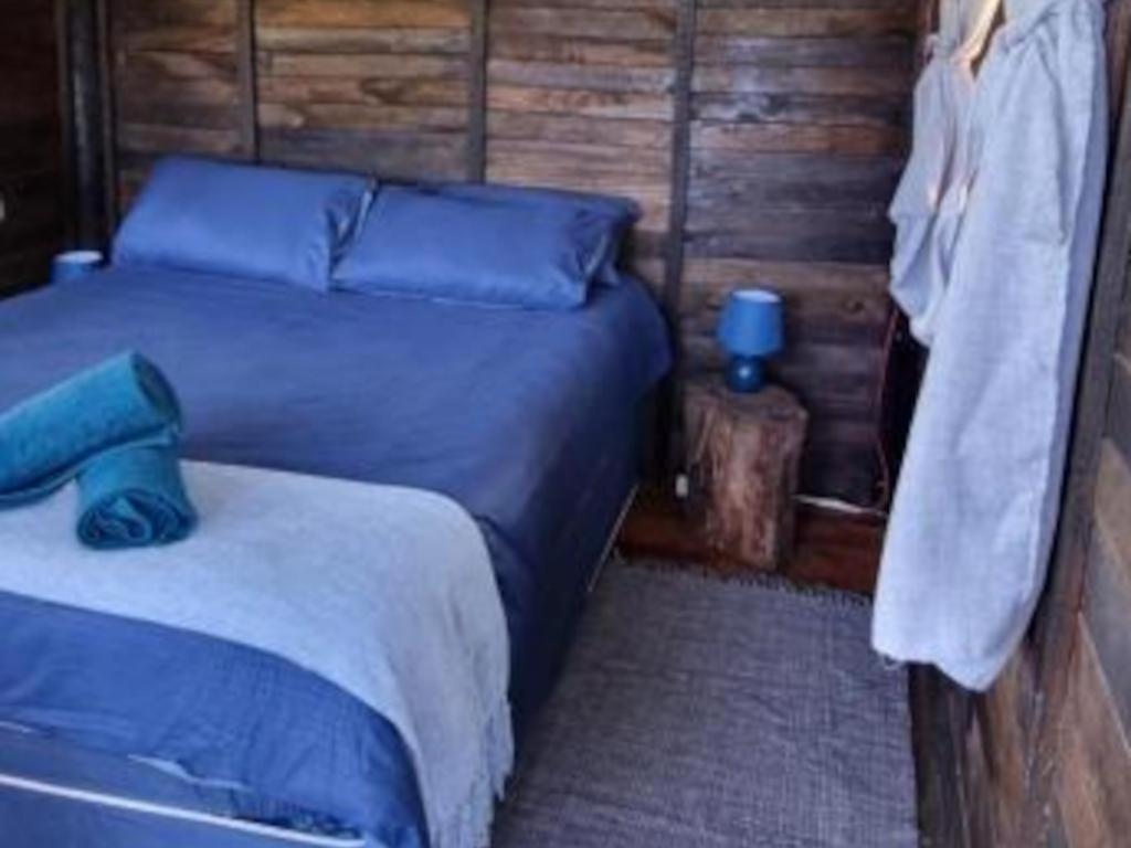 Tsitsikamma Wolf Sanctuary Eco Cabins & Teepees Стормсрівер Номер фото