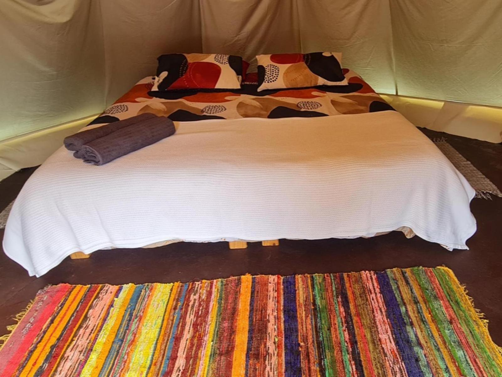 Tsitsikamma Wolf Sanctuary Eco Cabins & Teepees Стормсрівер Номер фото
